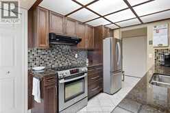 109 ROBSON Unit# 403 | Leamington Ontario | Slide Image Nine
