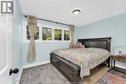 3660 ROXBOROUGH | Windsor Ontario | Slide Image Thirteen