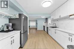 3660 ROXBOROUGH | Windsor Ontario | Slide Image Sixteen