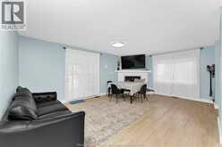 3660 ROXBOROUGH | Windsor Ontario | Slide Image Nineteen