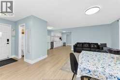 3660 ROXBOROUGH | Windsor Ontario | Slide Image Twenty-one