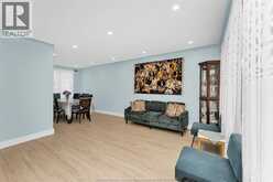 3660 ROXBOROUGH | Windsor Ontario | Slide Image Six