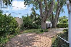 3660 ROXBOROUGH | Windsor Ontario | Slide Image Thirty-six