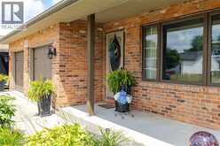 682 RICHMOND | Amherstburg Ontario | Slide Image Six