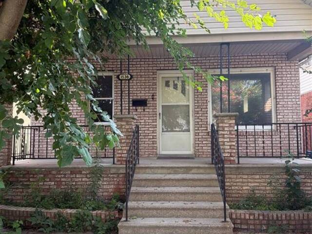 1536 MARENTETTE AVENUE Windsor Ontario, N8X 4E3 - 3 Bedrooms Home For Sale