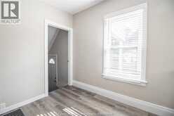 1580 DUFFERIN | Windsor Ontario | Slide Image Eight