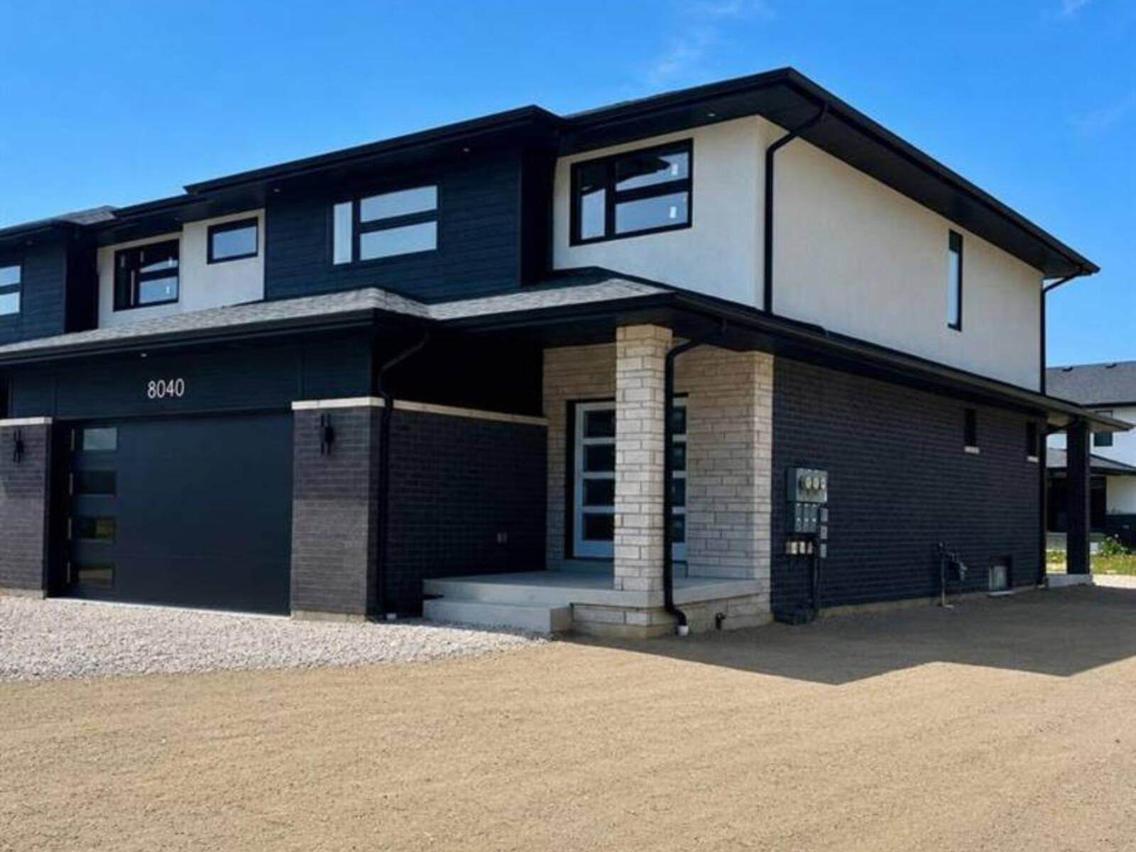 8040 MEO BOULEVARD, LaSalle, Ontario N9H 1H3