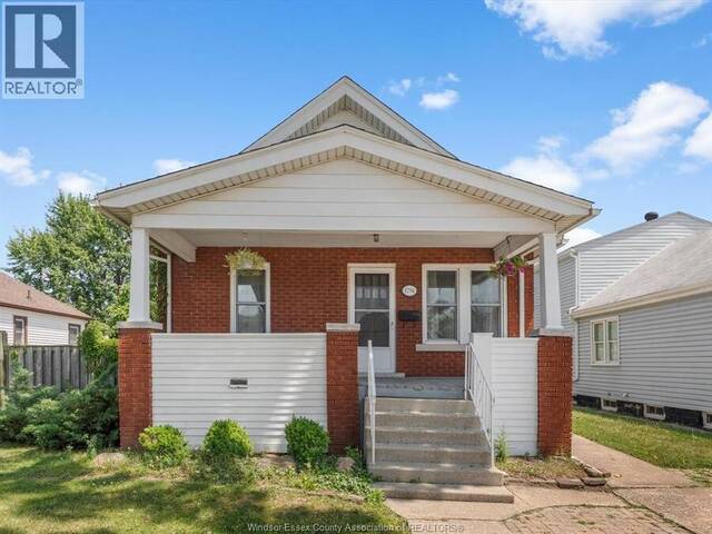 1794 HALL AVENUE Windsor Ontario, N8W 2L4 - 3 Bedrooms Home For Sale