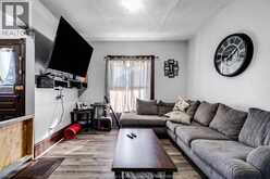 262-264 QUEEN STREET | Chatham Ontario | Slide Image Eight