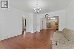 328 JOSEPHINE AVENUE | Windsor Ontario | Slide Image Six