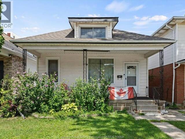 328 JOSEPHINE AVENUE Windsor Ontario, N9B 2L1 - 4 Bedrooms Home For Sale