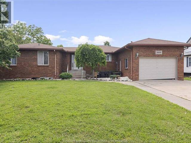 2059 LESPERANCE Tecumseh Ontario, N8X 1Y8 - 6 Bedrooms Home For Sale