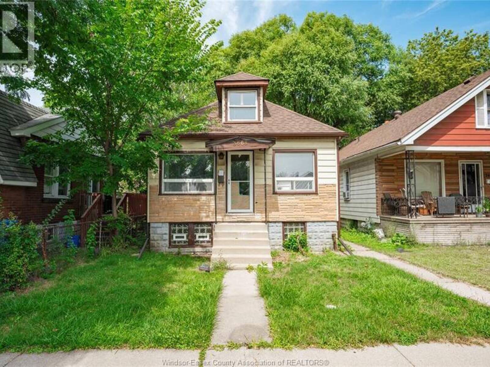 3668 KING STREET, Windsor, Ontario N9C 1P5