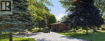 1732 County Road 27 | Lakeshore Ontario | Slide Image Three