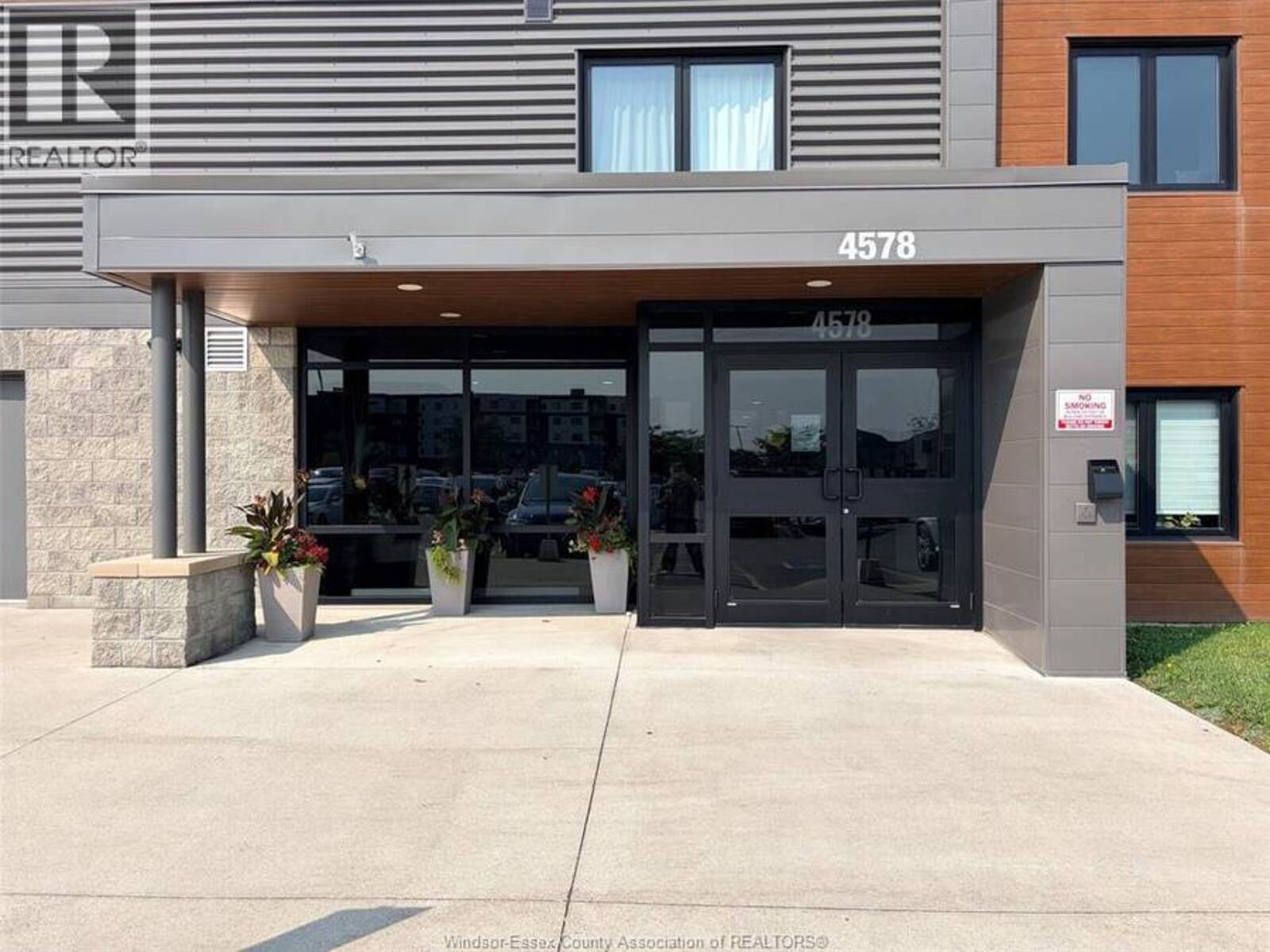 4578 HURON CHURCH LINE Unit# 104, LaSalle, Ontario N9H 0M2