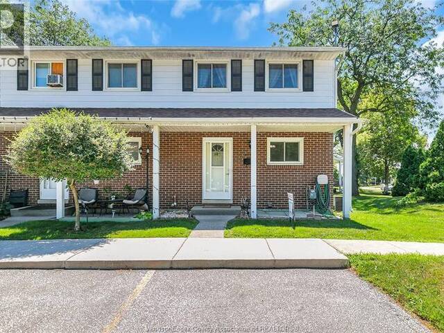 2994 Meadowbrook LANE Unit# 2 Windsor Ontario, N8T 3G8 - 3 Bedrooms Condo For Sale