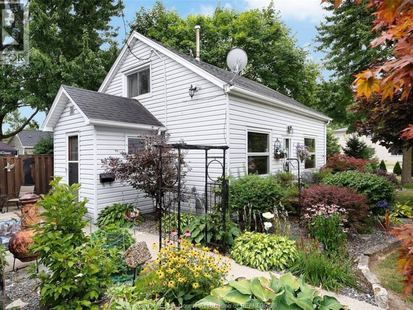58 Laird AVENUE, Essex, Ontario N8M 1R8