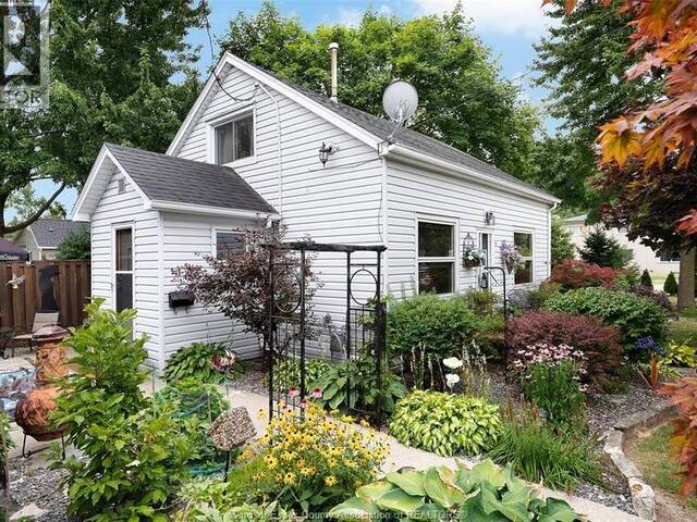 58 Laird AVENUE Essex Ontario, N8M 1R8 - 2 Bedrooms Home For Sale