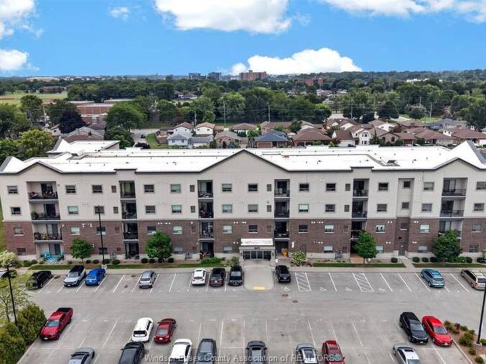 8475 WYANDOTTE STREET East Unit# 311, Windsor, Ontario N8S 0A4