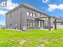 569 HOLBURN | Windsor Ontario | Slide Image Seven