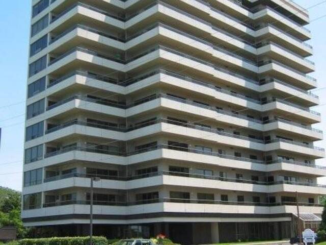 5151 RIVERSIDE DRIVE East Unit# 1003 Windsor Ontario, N8S 4R5 - 2 Bedrooms Waterfront Condo For Sale