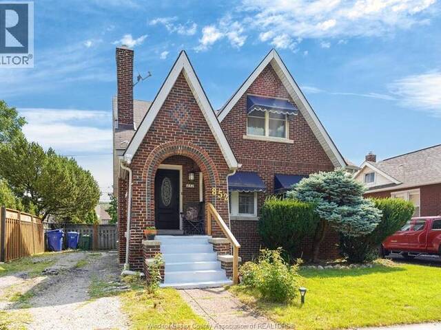 852 REEDMERE Windsor Ontario, N8S 2L7 - 4 Bedrooms Home For Sale