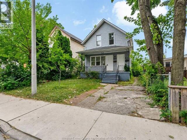 418 CARON AVENUE Windsor Ontario, N9A 5B4 - Multi-family Home For Sale