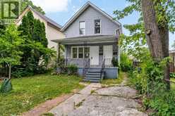 418 CARON AVENUE | Windsor Ontario | Slide Image Two