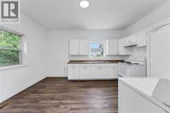 418 CARON AVENUE | Windsor Ontario | Slide Image Nine