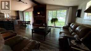 965 West Shore ROAD | Pelee Island Ontario | Slide Image Ten