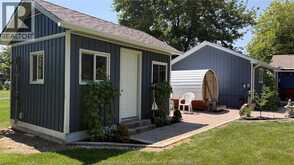 965 West Shore ROAD | Pelee Island Ontario | Slide Image Thirty-three