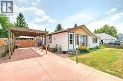 291 MURRAY | Amherstburg Ontario | Slide Image One