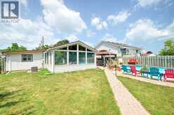 291 MURRAY | Amherstburg Ontario | Slide Image Nine