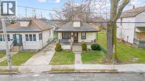 879 FELIX AVENUE | Windsor Ontario | Slide Image Two