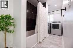 22 UNIVERSITY DRIVE | Chatham Ontario | Slide Image Seventeen