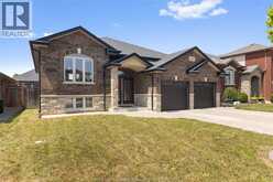 1467 INVERNESS | Windsor Ontario | Slide Image One