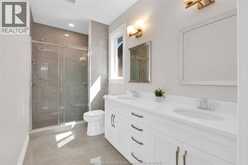 302 BLAKE AVENUE | Lakeshore Ontario | Slide Image Nineteen