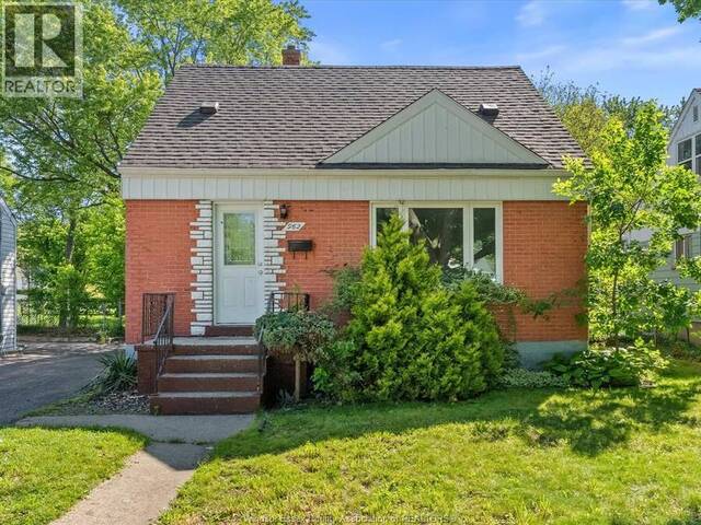 962 ASKIN Windsor Ontario, N9B 2X7 - 5 Bedrooms Home For Sale