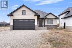 53 BELLEVIEW | Kingsville Ontario | Slide Image Two