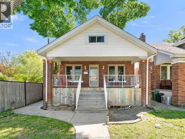 1220 BRUCE AVENUE Windsor Ontario, N8X 1X3 - 4 Bedrooms Home For Sale