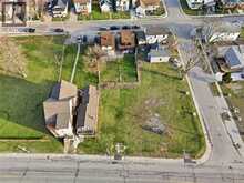 819-829 RIVERSIDE AVENUE East | Windsor Ontario | Slide Image Two