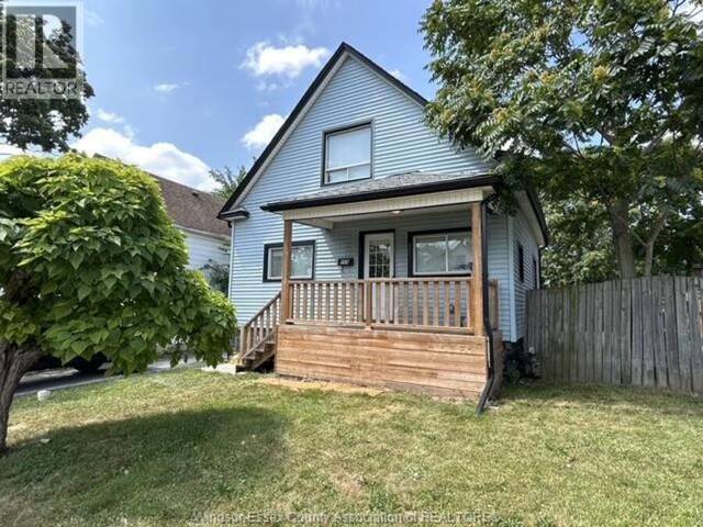 669 BRIDGE AVENUE Windsor Ontario, N9B 2M5 - 6 Bedrooms Home For Sale