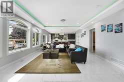 300 SHOREVIEW CIRCLE | Windsor Ontario | Slide Image Eleven