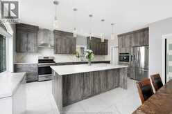 300 SHOREVIEW CIRCLE | Windsor Ontario | Slide Image Fifteen