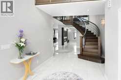 300 SHOREVIEW CIRCLE | Windsor Ontario | Slide Image Seven