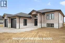 95 FENCELINE DRIVE | Chatham Ontario | Slide Image Two
