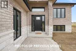 95 FENCELINE DRIVE | Chatham Ontario | Slide Image Four