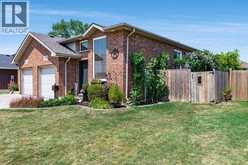 420 MARLA CRESCENT | Belle River Ontario | Slide Image One