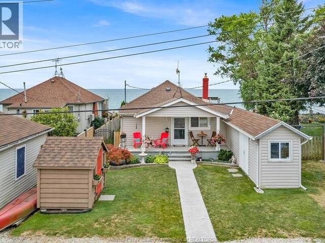 813 Erie Shores DRIVE Essex Ontario, N0R 1G0 - 2 Bedrooms Waterfront Home For sale