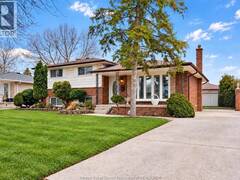 1116 SUMACH CRESCENT Windsor Ontario, N8S 2S4